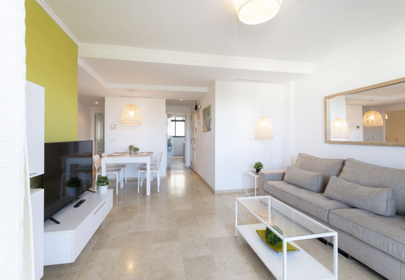 Apartment in Playa de Gandía - Beautiful condo in a gated and family complex close to the beach. HEATING Pool / FREE Wifi / Gym / BBQ