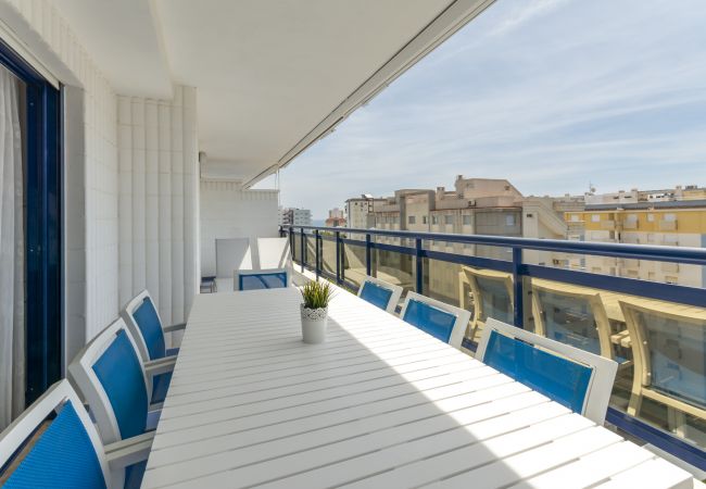Apartment in Playa de Gandía - Condo decorated in modern style, Free Wifi, International channels, BBQ Apartment in Playa de Gandía - Condo decorated in modern style, Free Wifi, International channels, BBQ