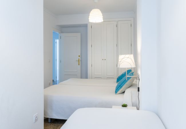 Apartment in Playa de Gandía - Beautiful condo family near to the beach. Pool / Free Wifi / Sauna/ Sunny terrace Apartment in Playa de Gandía - Beautiful condo family near to the beach. Pool / Free Wifi / Sauna/ Sunny terrace
