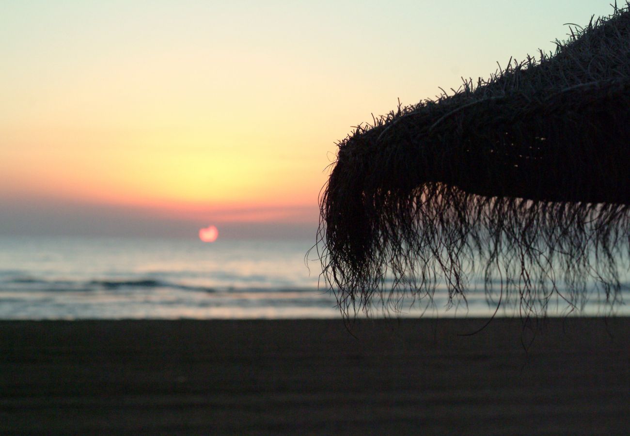 Apartment in Playa de Gandía - Beautiful condo family near to the beach. Pool / Free Wifi / Sauna/ Sunny terrace