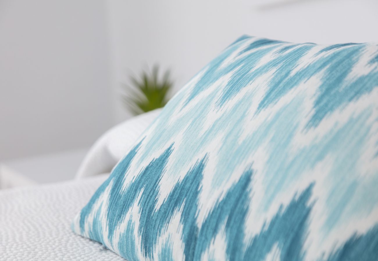 Apartment in Playa de Gandía - Beautiful condo family near to the beach. Pool / Free Wifi / Sauna/ Sunny terrace