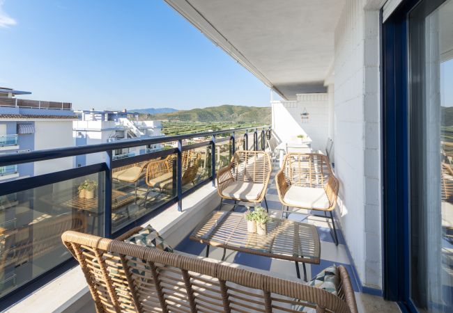 Apartment in Playa de Gandía - Amazing modern style condo, wifi free, interantional channels, heating swimming pool, children's area, BBQ Apartment in Playa de Gandía - Amazing modern style condo, wifi free, interantional channels, heating swimming pool, children's area, BBQ