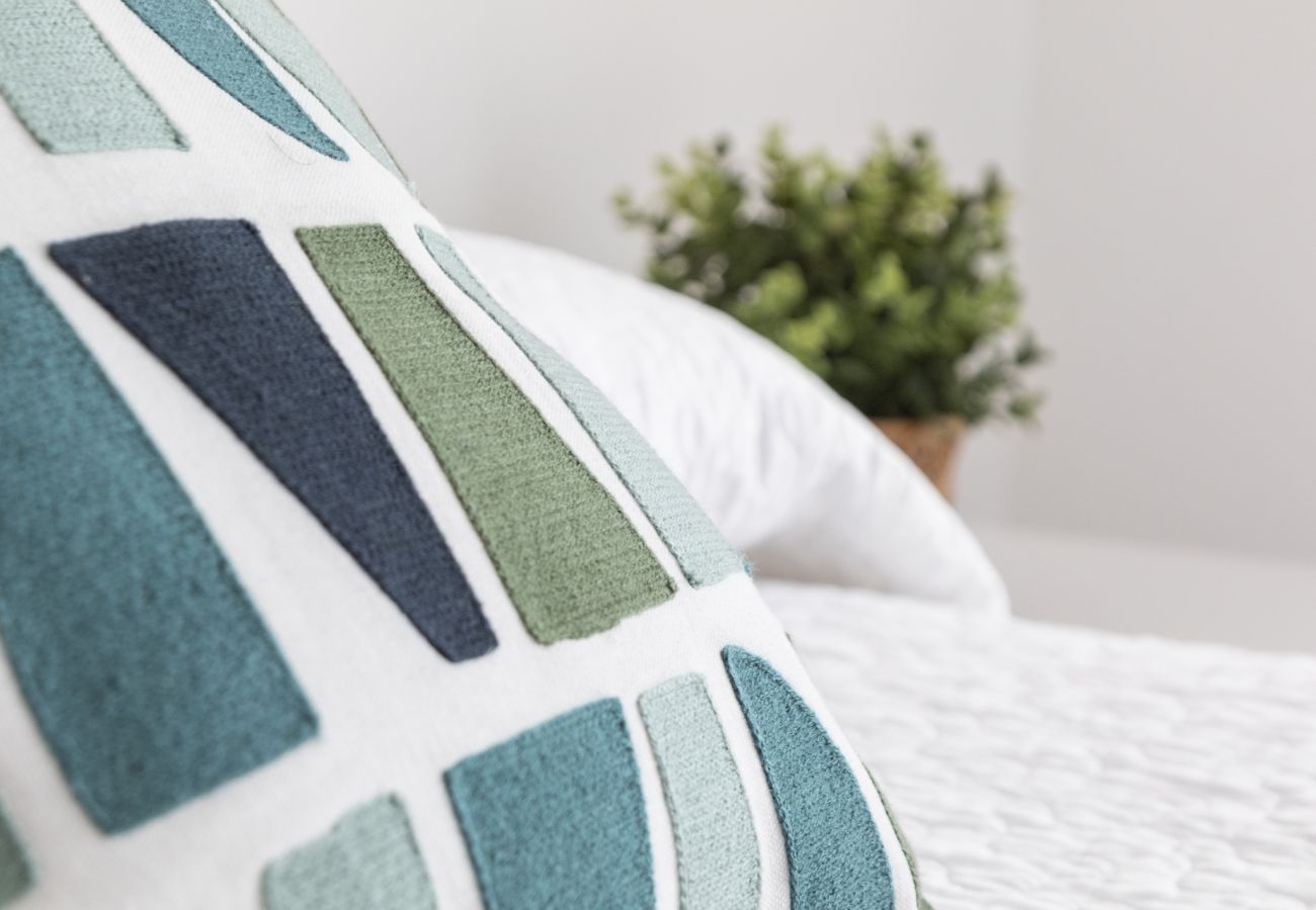 Apartment in Playa de Gandía - Amazing modern style condo, wifi free, interantional channels, heating swimming pool, children's area, BBQ Apartment in Playa de Gandía - Amazing modern style condo, wifi free, interantional channels, heating swimming pool, children's area, BBQ