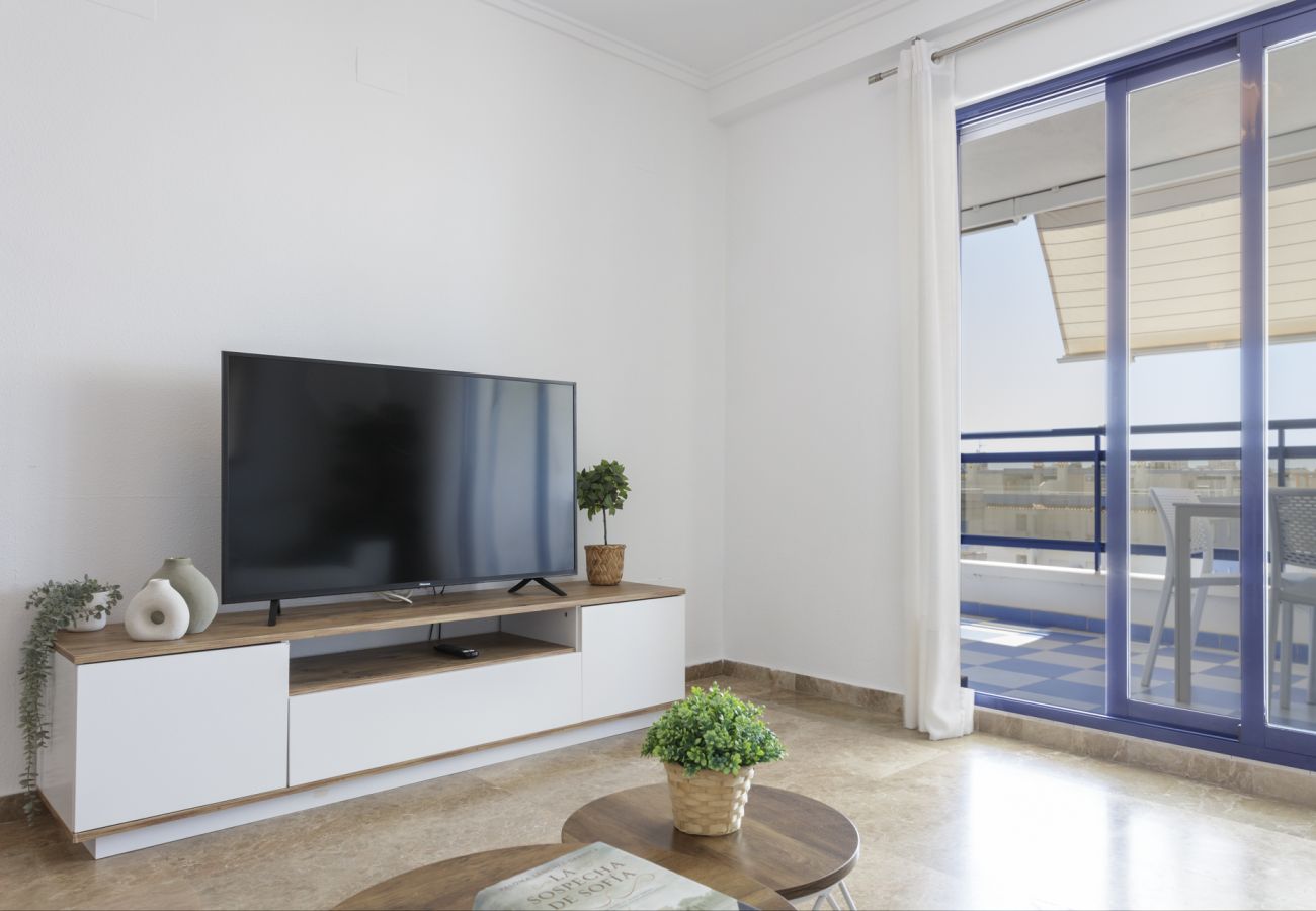 Apartment in Playa de Gandía - Amazing modern style condo, wifi free, interantional channels, heating swimming pool, children's area, BBQ - only families