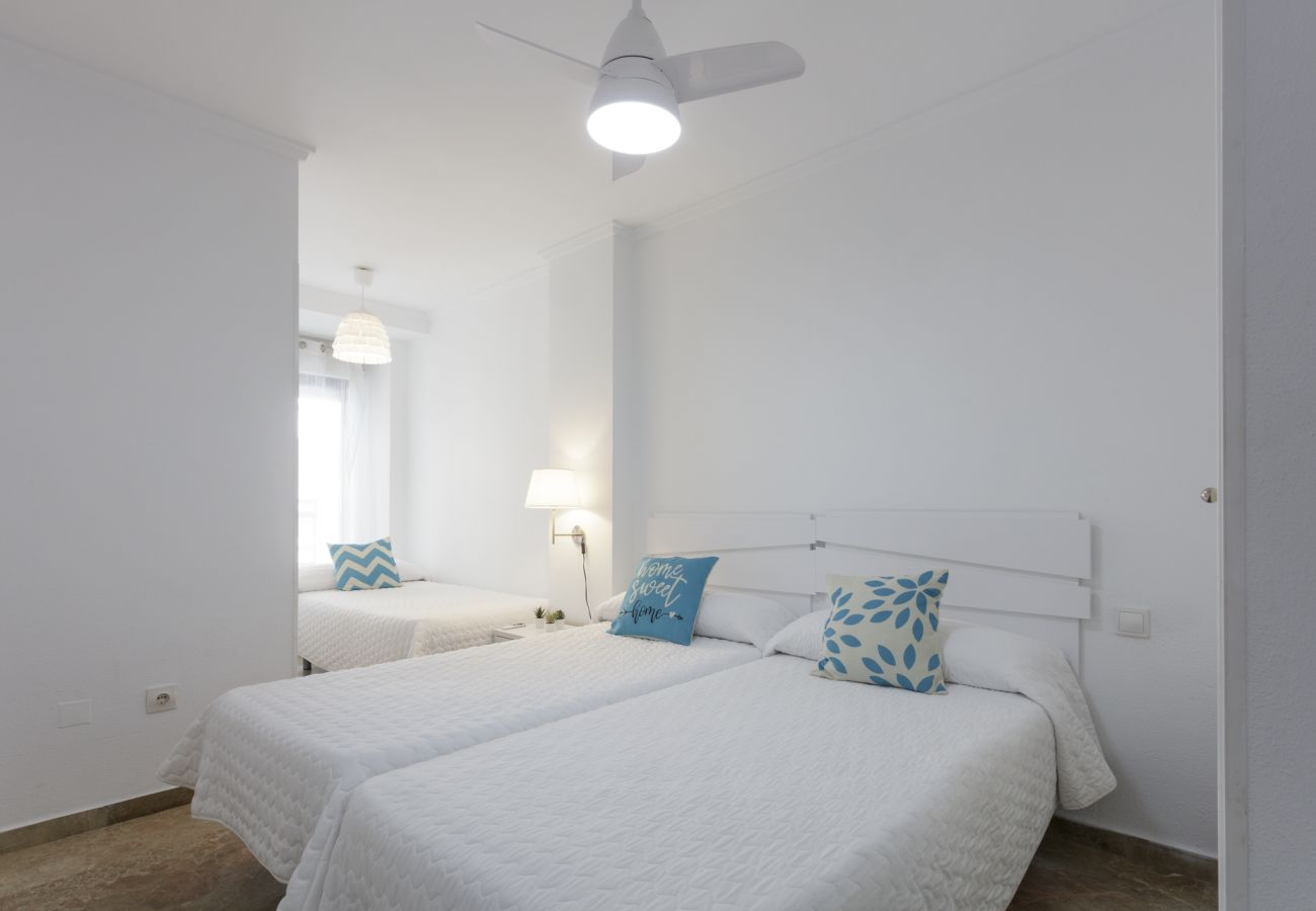 Apartment in Playa de Gandía - Amazing modern style condo, wifi free, interantional channels, heating swimming pool, children's area, BBQ - only families