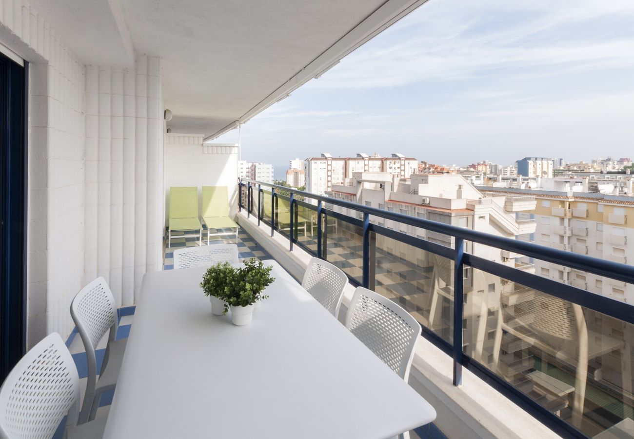 Apartment in Playa de Gandía - Apartment with modern decoration. Ideal for families.