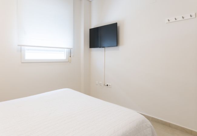 Apartment in Playa de Gandía - Beautiful apartment, modern decoration. Next to the port. Free WIFI Apartment in Playa de Gandía - Beautiful apartment, modern decoration. Next to the port. Free WIFI