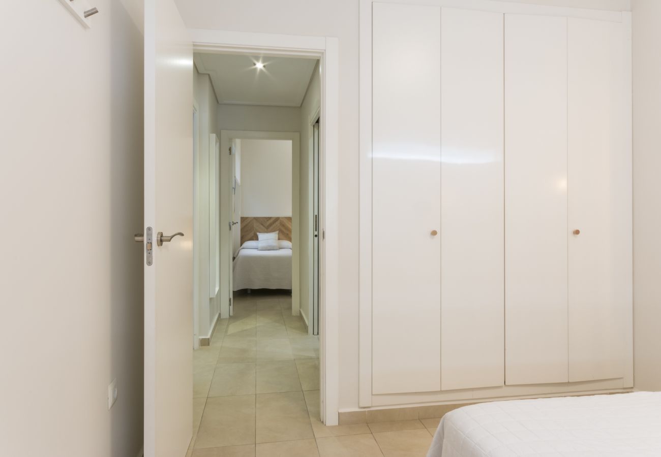 Apartment in Playa de Gandía - Beautiful apartment, modern decoration. Next to the port. Free WIFI