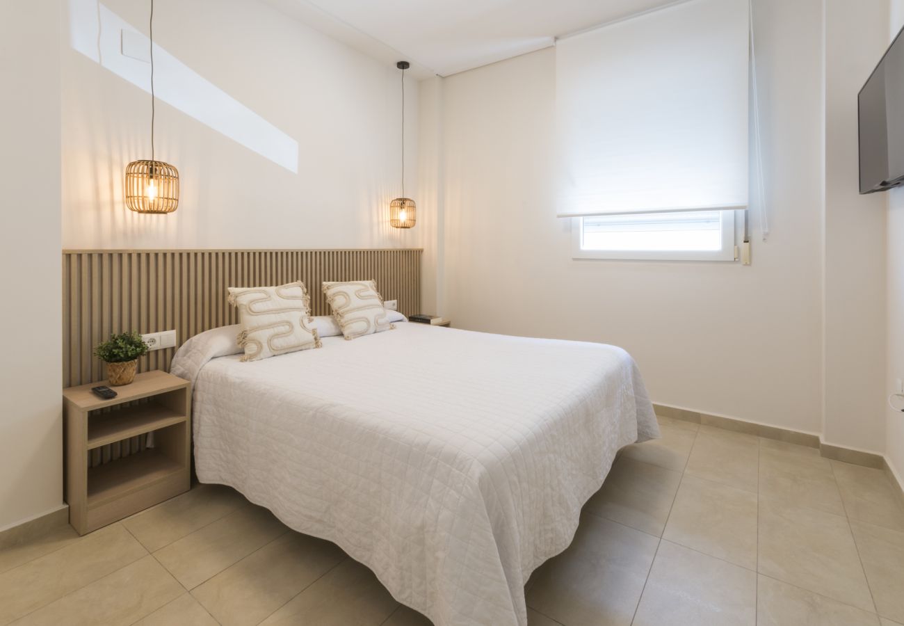 Apartment in Playa de Gandía - Beautiful apartment, modern decoration. Next to the port. Free WIFI