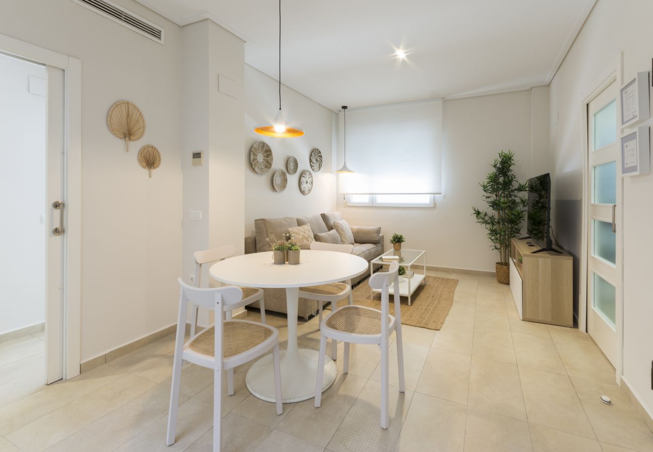 Apartment in Playa de Gandía - Beautiful apartment, modern decoration. Next to the port. Free WIFI