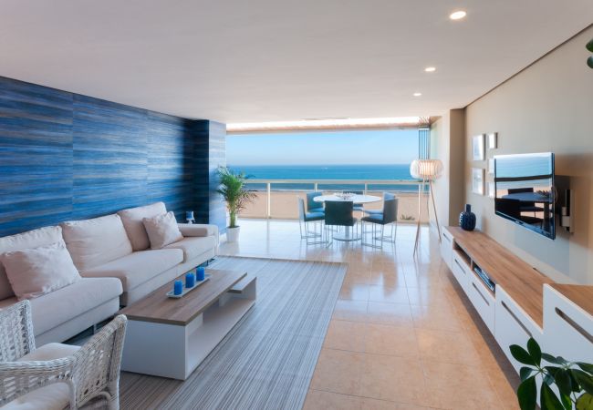 Apartment in Playa de Gandía - Luxurious and Beautiful three Bedroom Beachfront Property Apartment in Playa de Gandía - Luxurious and Beautiful three Bedroom Beachfront Property