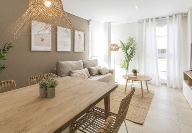 Apartment in Playa de Gandía - Beautiful property with 2 bedrooms. Wifi Apartment in Playa de Gandía - Beautiful property with 2 bedrooms. Wifi