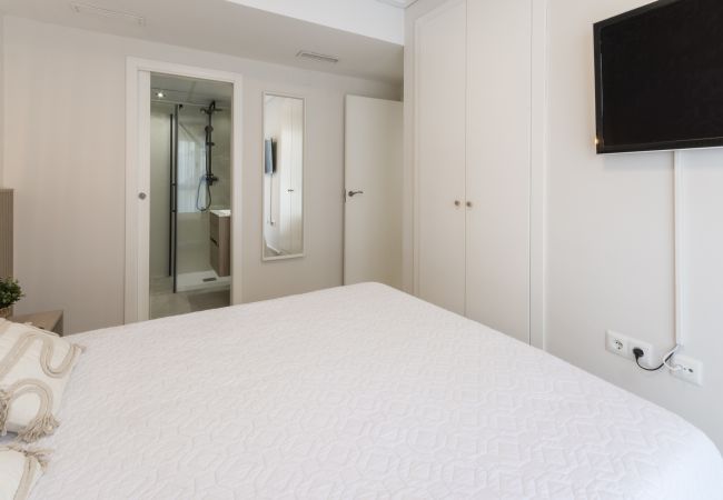 Apartment in Playa de Gandía - Beautiful property with 2 bedrooms. Wifi Apartment in Playa de Gandía - Beautiful property with 2 bedrooms. Wifi