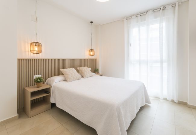 Apartment in Playa de Gandía - Apartment with kitchen office. Modern decoration Next to the port. Wifi Apartment in Playa de Gandía - Apartment with kitchen office. Modern decoration Next to the port. Wifi