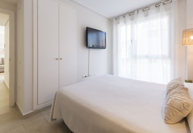 Apartment in Playa de Gandía - Family condo with 2 bedrooms. Wifi Apartment in Playa de Gandía - Family condo with 2 bedrooms. Wifi