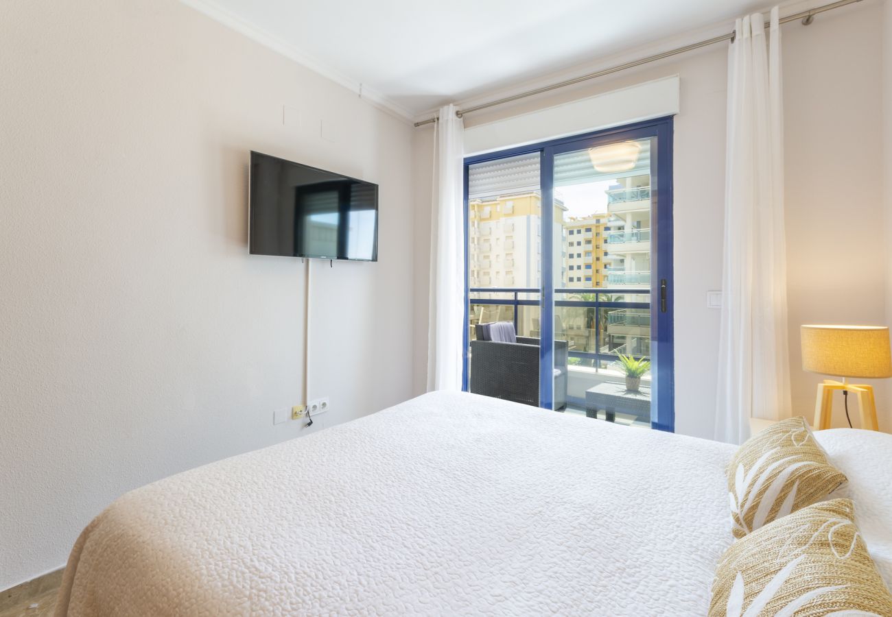 Apartment in Playa de Gandía - Beautiful property with 2 bedrooms. Swimming pool. Free Wifi, Sauna