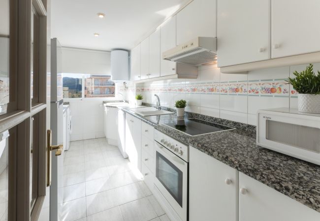 Apartment in Playa de Gandía - Beautiful property with 2 bedrooms. Swimming pool. Wifi Apartment in Playa de Gandía - Beautiful property with 2 bedrooms. Swimming pool. Wifi