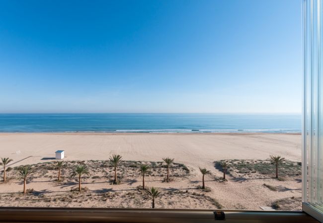 Apartment in Playa de Gandía - Panoramic Seaviews throughout Condo. Luxury remodeled AIRCO- WIFI FREE. AG BERMUDAS 7A  Apartment in Playa de Gandía - Panoramic Seaviews throughout Condo. Luxury remodeled AIRCO- WIFI FREE. AG BERMUDAS 7A