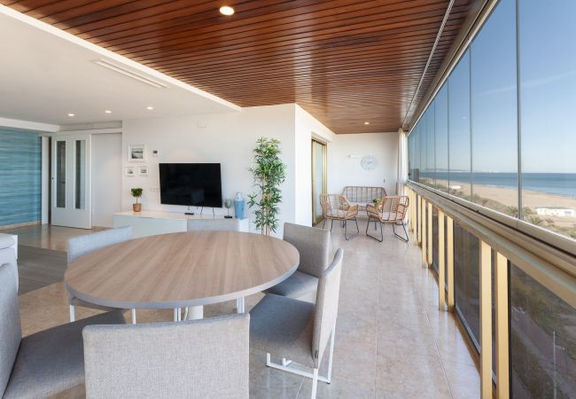Apartment in Playa de Gandía - Panoramic Seaviews throughout Condo. Luxury remodeled AIRCO- WIFI FREE. AG BERMUDAS 7A  Apartment in Playa de Gandía - Panoramic Seaviews throughout Condo. Luxury remodeled AIRCO- WIFI FREE. AG BERMUDAS 7A