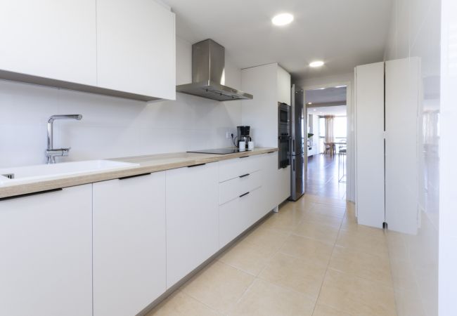 Apartment in Playa de Gandía - Fabulous beach condo amazing sea views,WIFI high speed, satelite, Kettle Apartment in Playa de Gandía - Fabulous beach condo amazing sea views,WIFI high speed, satelite, Kettle