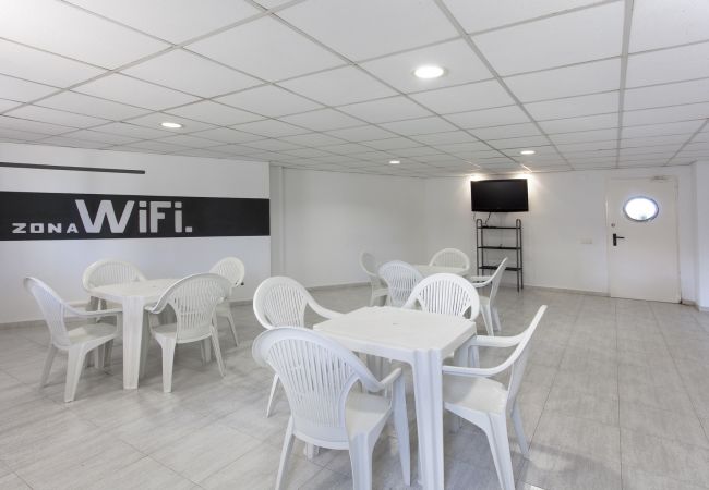 Apartment in Playa de Gandía - Ocean view condo located steps from the beach. 2 bedrooms / 2 bathrooms Apartment in Playa de Gandía - Ocean view condo located steps from the beach. 2 bedrooms / 2 bathrooms