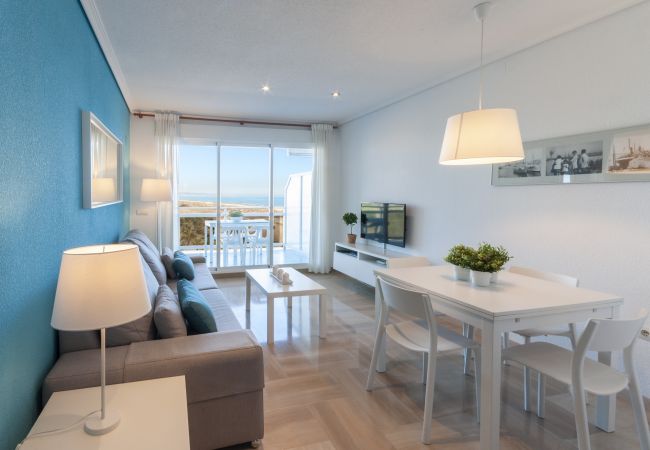 Apartment in Playa de Gandía - Ocean view condo located steps from the beach. 2 bedrooms / 2 bathrooms Apartment in Playa de Gandía - Ocean view condo located steps from the beach. 2 bedrooms / 2 bathrooms