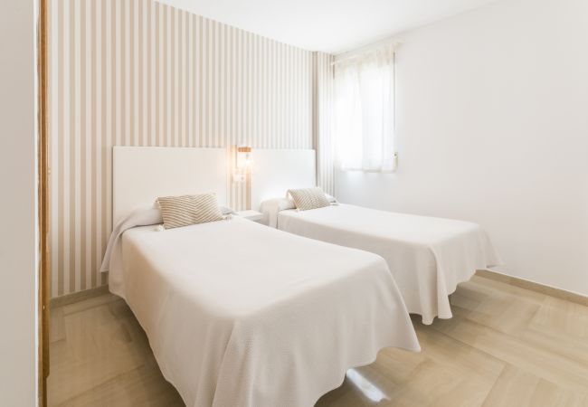 Apartment in Playa de Gandía - Panoramic Sea Views. Family Getaway To The Beach! Apartment in Playa de Gandía - Panoramic Sea Views. Family Getaway To The Beach!