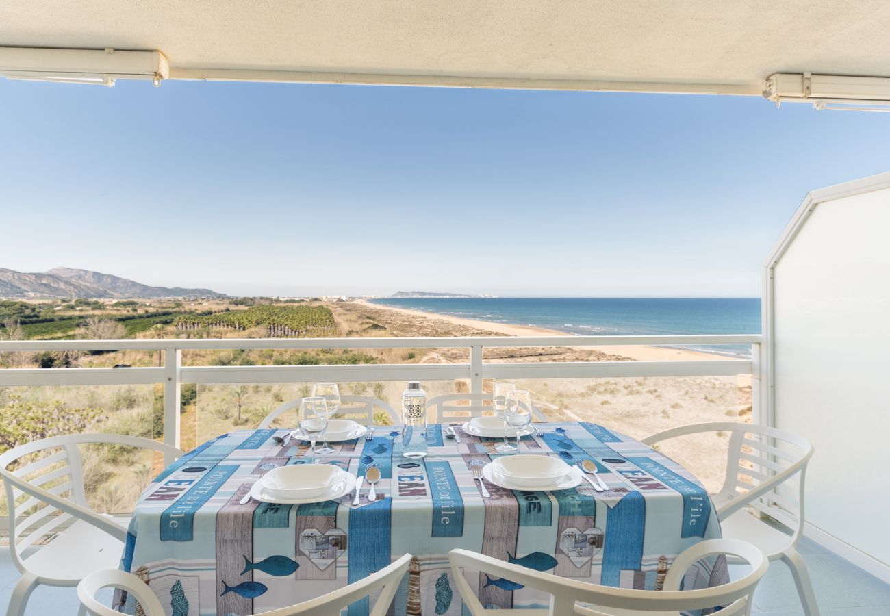 Apartment in Playa de Gandía - Fabulous beach condo for a great vacation. Amazing Sea Views!