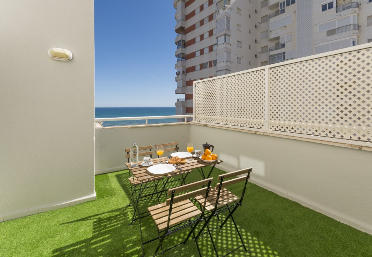 Apartment in Playa de Gandía - Fabulous beach condo for a great vacation. Amazing Sea Views!