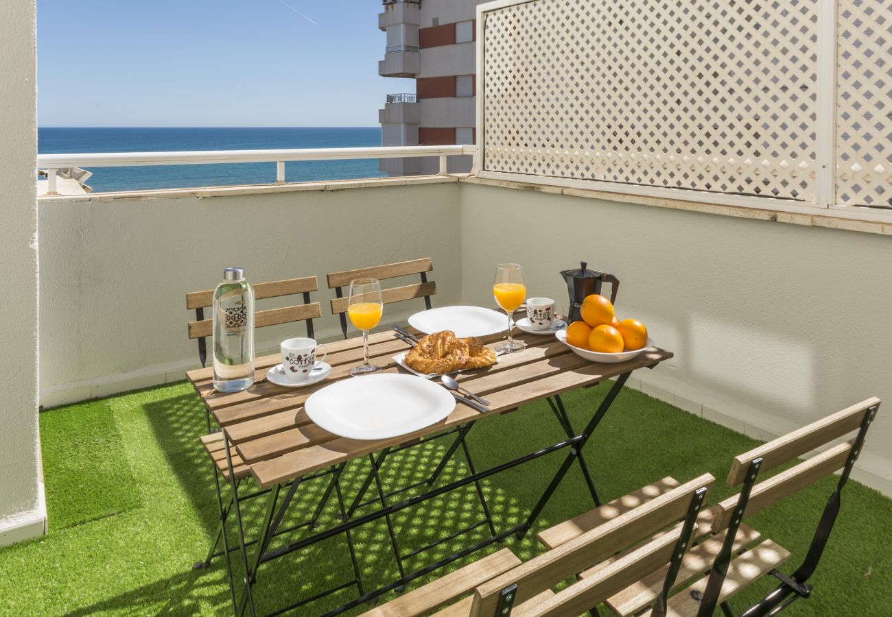 Apartment in Playa de Gandía - Fabulous beach condo for a great vacation. Amazing Sea Views!