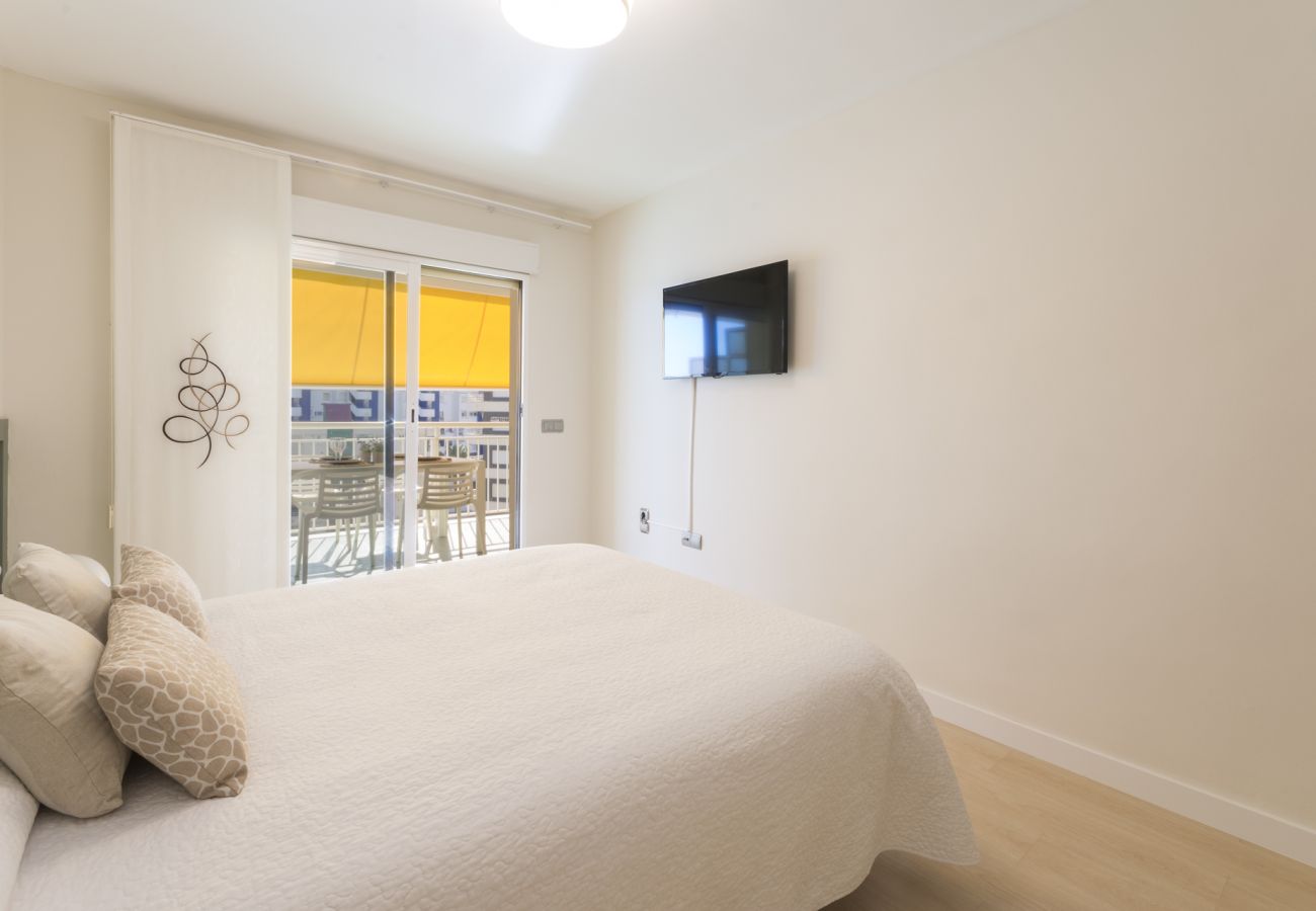 Apartment in Playa de Gandía - Amazing Ocean Views / Pool 