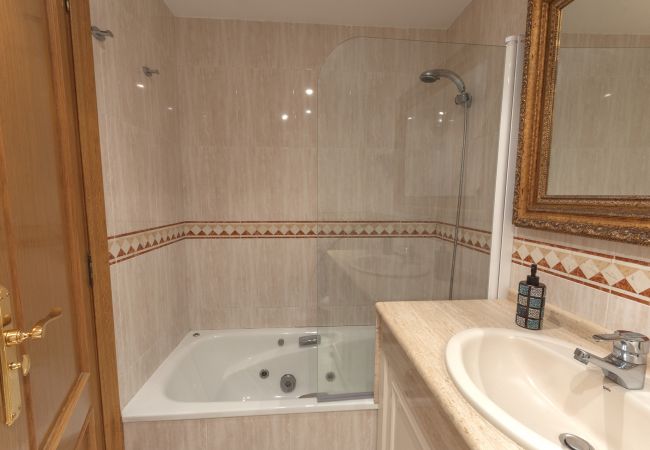Apartment in Playa de Gandía - Ocean view condo located in front of the beach with sunny terrace Apartment in Playa de Gandía - Ocean view condo located in front of the beach with sunny terrace