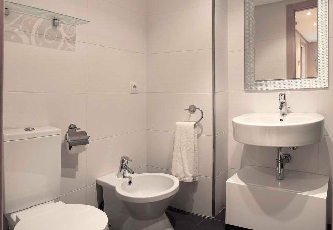 Apartment in Playa de Gandía - Family Getaway To The Beach! Luxurious Seanfront Retreat. Apartment in Playa de Gandía - Family Getaway To The Beach! Luxurious Seanfront Retreat.
