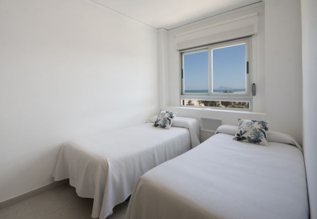 Apartment in Playa de Gandía - Family Getaway To The Beach! Luxurious Seanfront Retreat. Apartment in Playa de Gandía - Family Getaway To The Beach! Luxurious Seanfront Retreat.