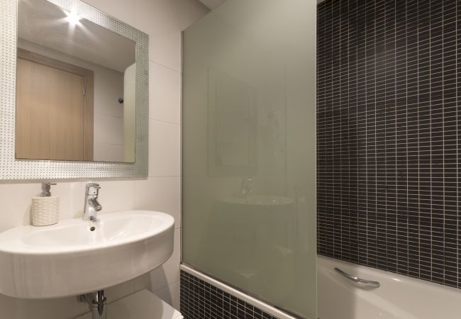 Apartment in Playa de Gandía - Family Getaway To The Beach! Luxurious Seanfront Retreat. Apartment in Playa de Gandía - Family Getaway To The Beach! Luxurious Seanfront Retreat.