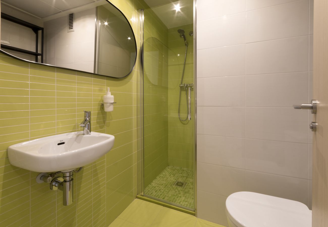 Apartment in Playa de Gandía - Family Getaway To The Beach! Luxurious Seanfront Retreat.