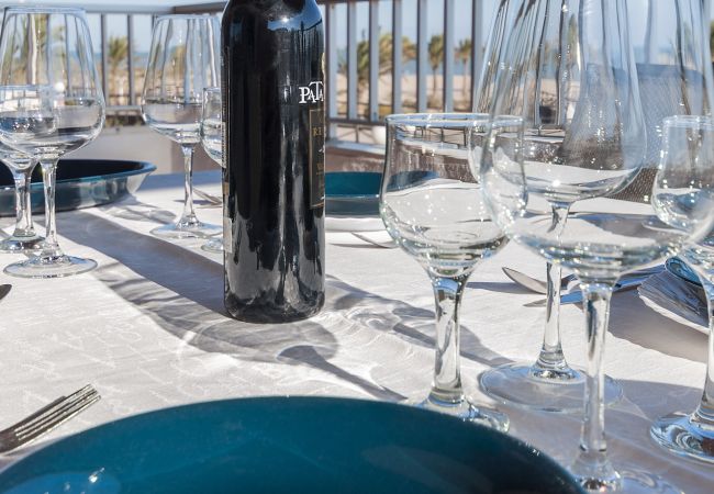Apartment in Playa de Gandía - Fabulous beach condo for a great vacation. Sea views! Apartment in Playa de Gandía - Fabulous beach condo for a great vacation. Sea views!