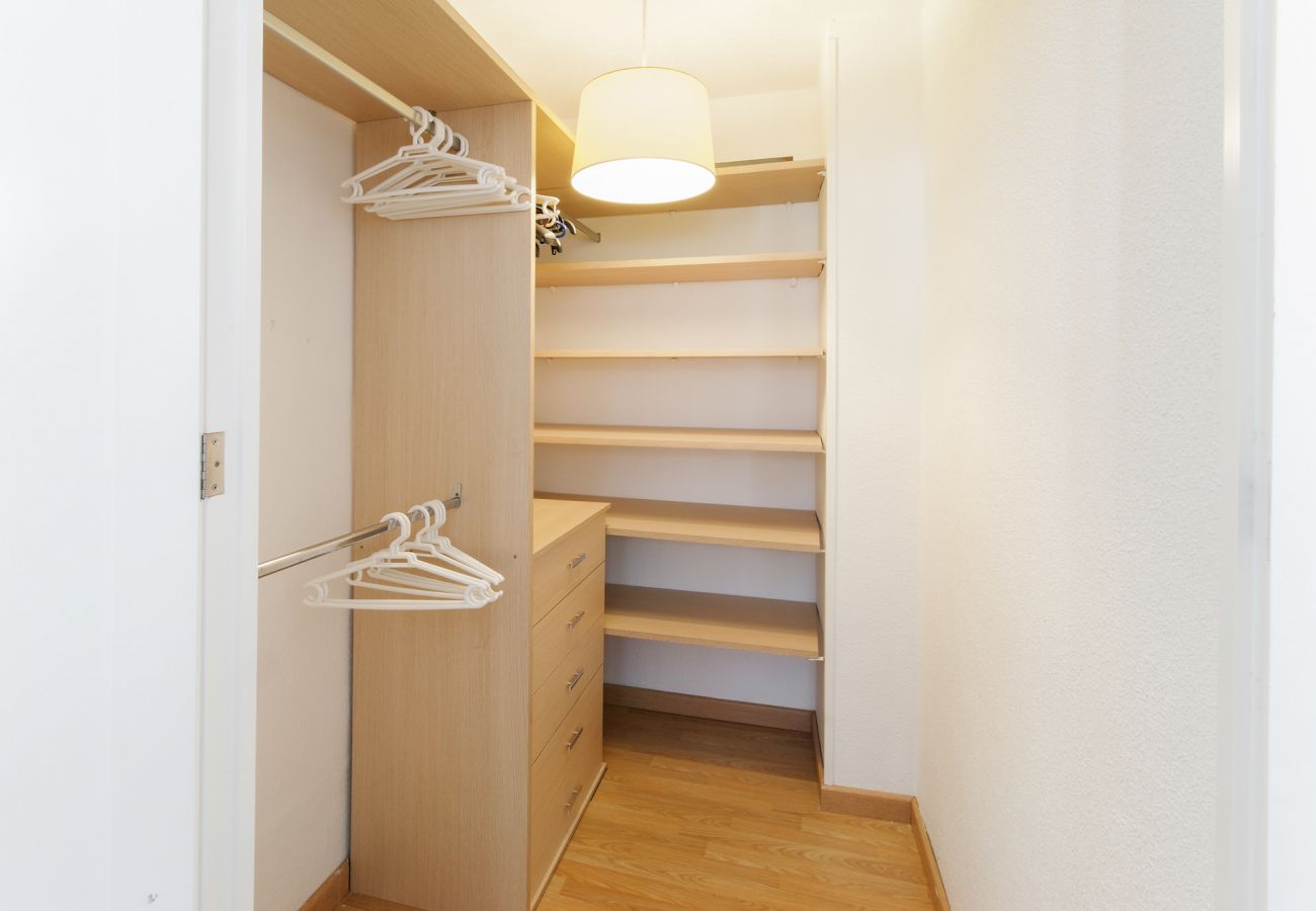 Apartment in Playa de Gandía - Ocean view condo located steps from the beach. Free WIFI