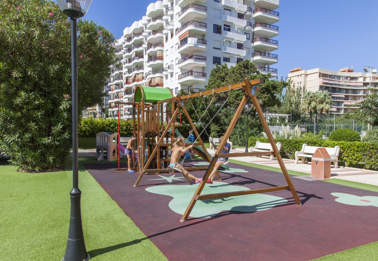 Apartment in Playa de Gandía - Ocean view condo located steps from the beach. Free WIFI