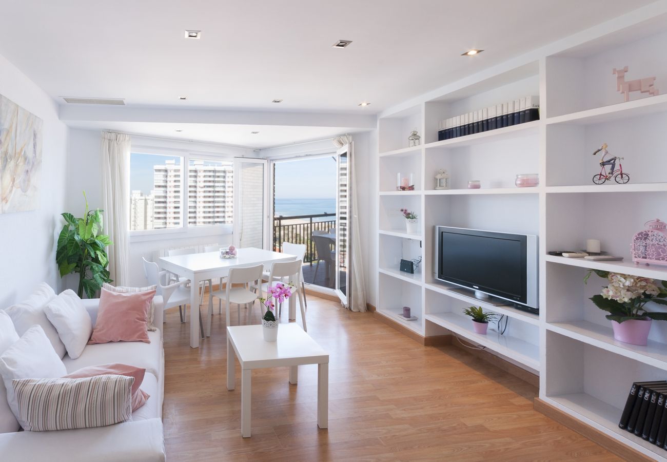 Apartment in Playa de Gandía - Ocean view condo located steps from the beach. Free WIFI