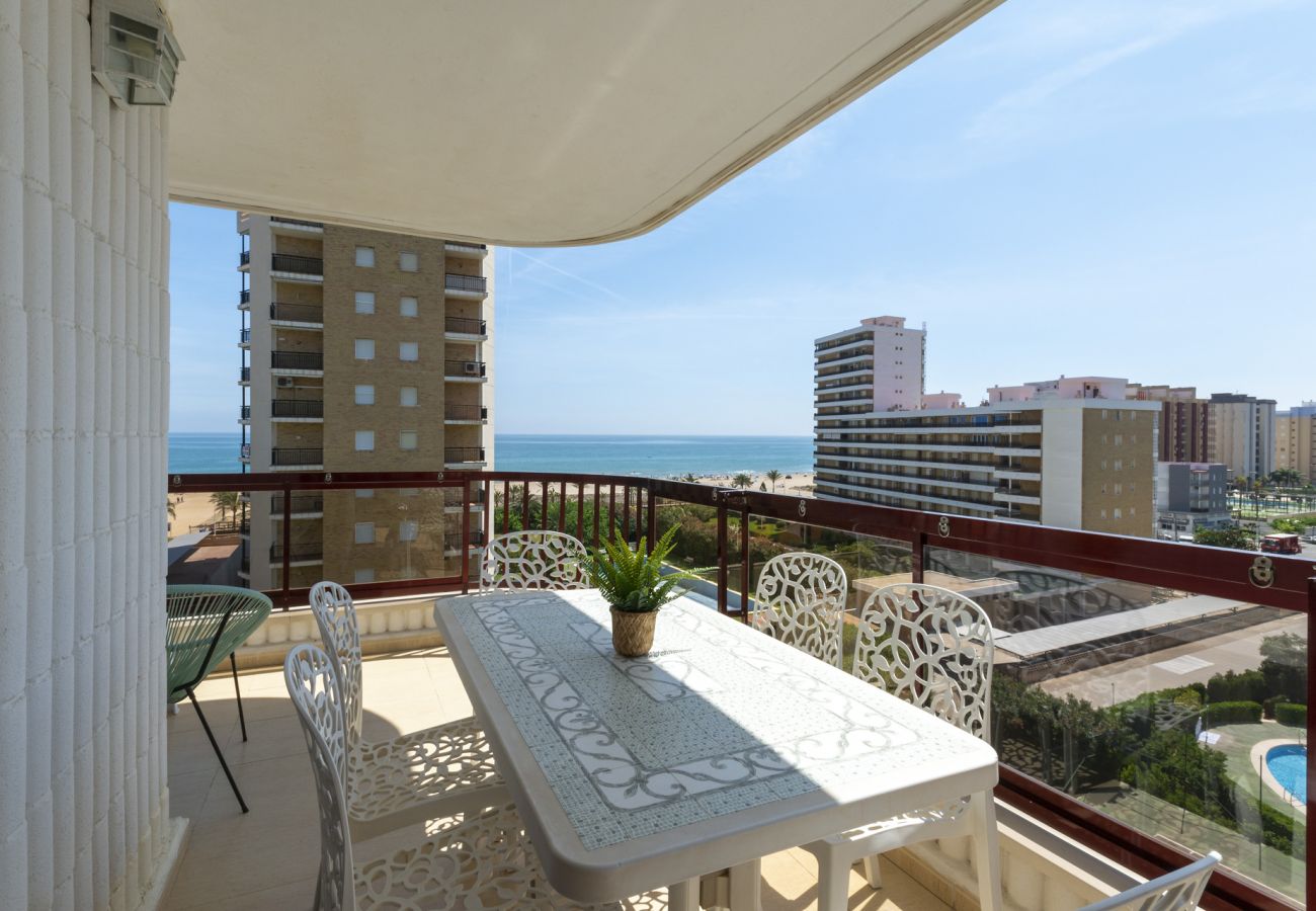 Apartment in Playa de Gandía - Beautiful property with 3 bedrooms. Swimming pool. Satellite TV. Wifi