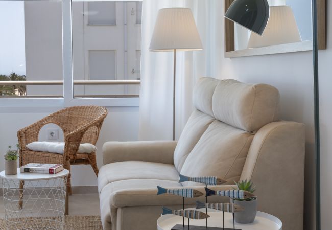 Apartment in Playa de Gandía - Fabulous beach condo for a great vacation. Elegant decoration! Apartment in Playa de Gandía - Fabulous beach condo for a great vacation. Elegant decoration!
