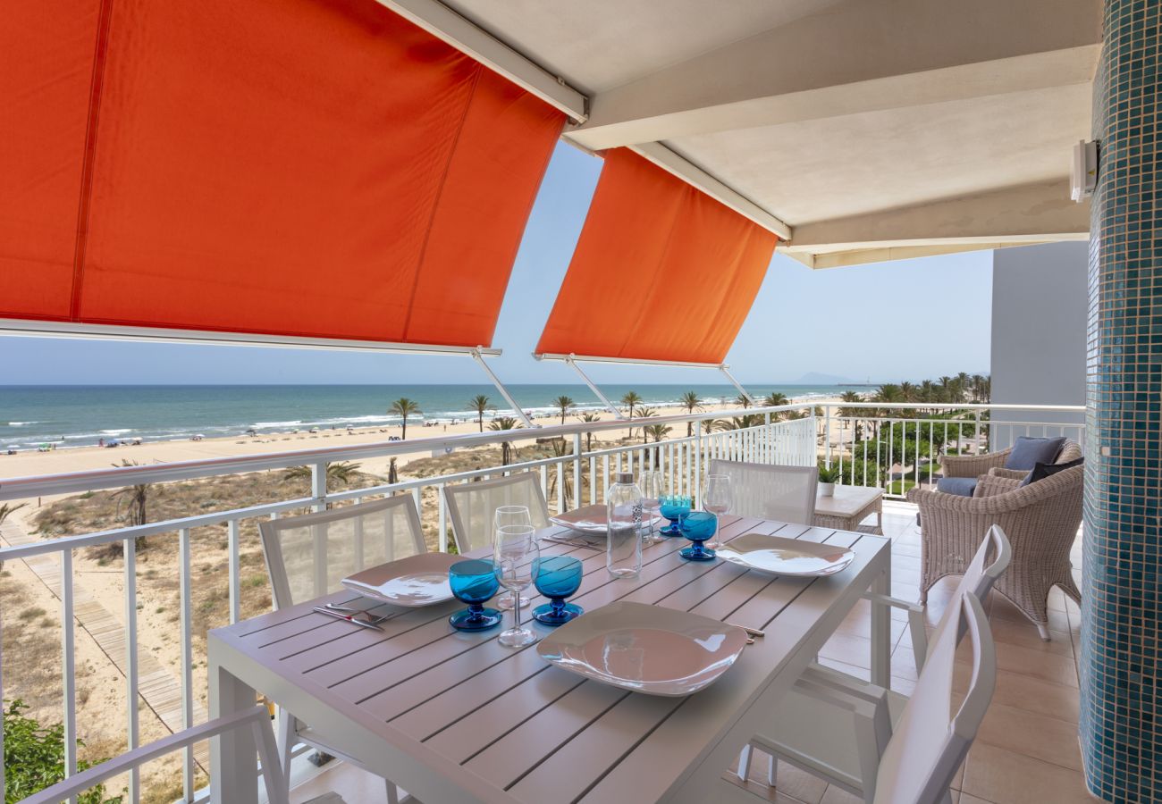 Apartment in Playa de Gandía - Fabulous beach condo for a great vacation. Elegant decoration!
