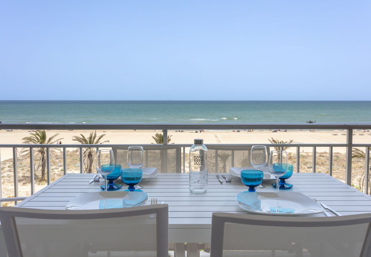 Apartment in Playa de Gandía - Fabulous beach condo for a great vacation. Elegant decoration!
