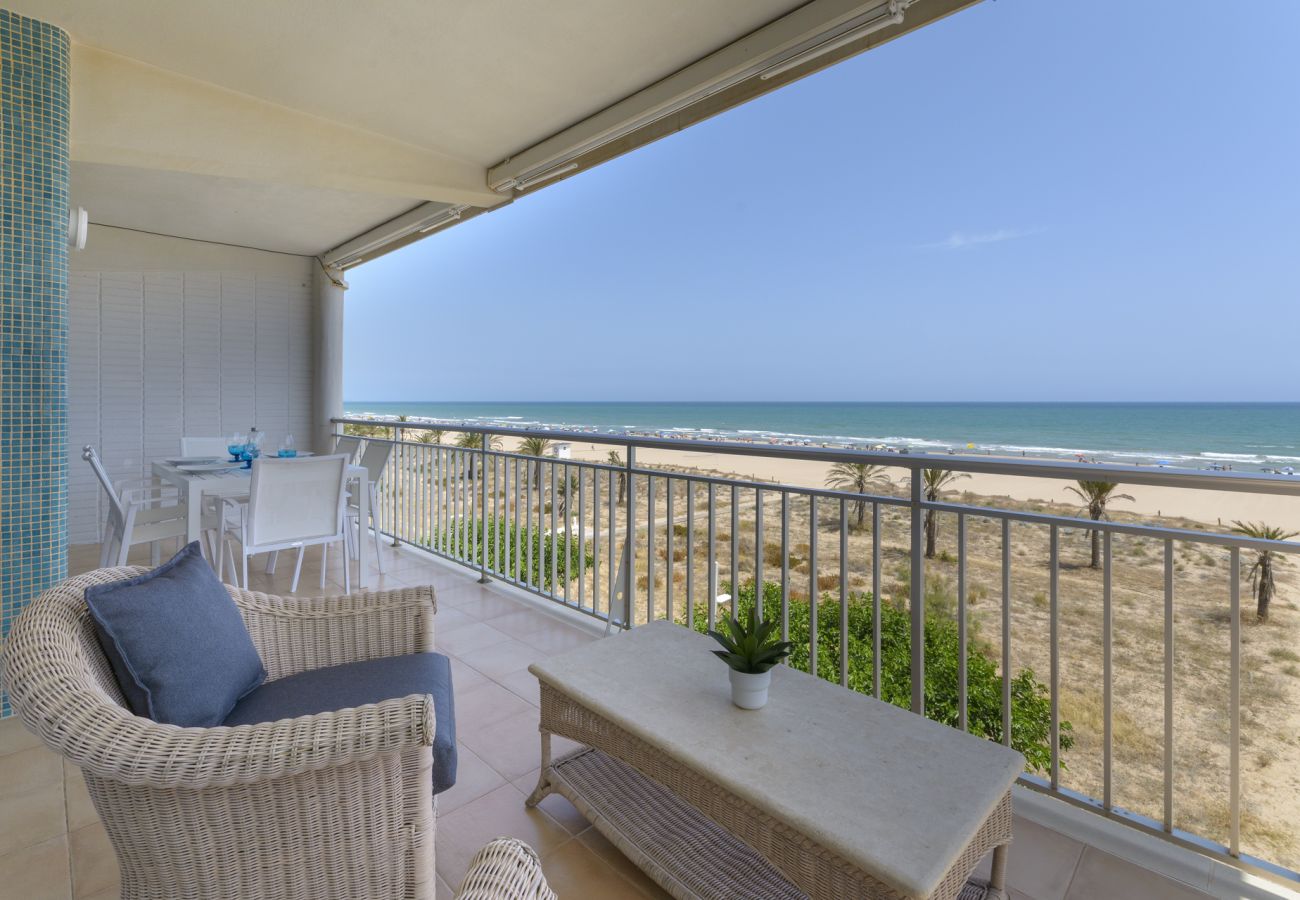 Apartment in Playa de Gandía - Fabulous beach condo for a great vacation. Elegant decoration!