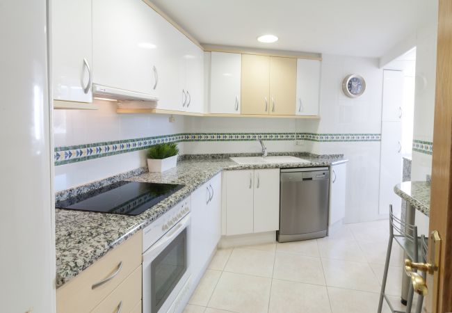 Apartment in Playa de Gandía - Ocean view condo located steps from the beach. Modern decoration! Apartment in Playa de Gandía - Ocean view condo located steps from the beach. Modern decoration!