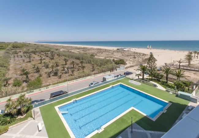 Apartment in Playa de Gandía - Ocean view condo located steps from the beach. Modern decoration! Apartment in Playa de Gandía - Ocean view condo located steps from the beach. Modern decoration!