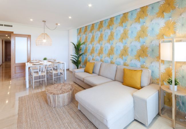 Apartment in Playa de Gandía - Ocean view condo located steps from the beach. Modern decoration! Apartment in Playa de Gandía - Ocean view condo located steps from the beach. Modern decoration!
