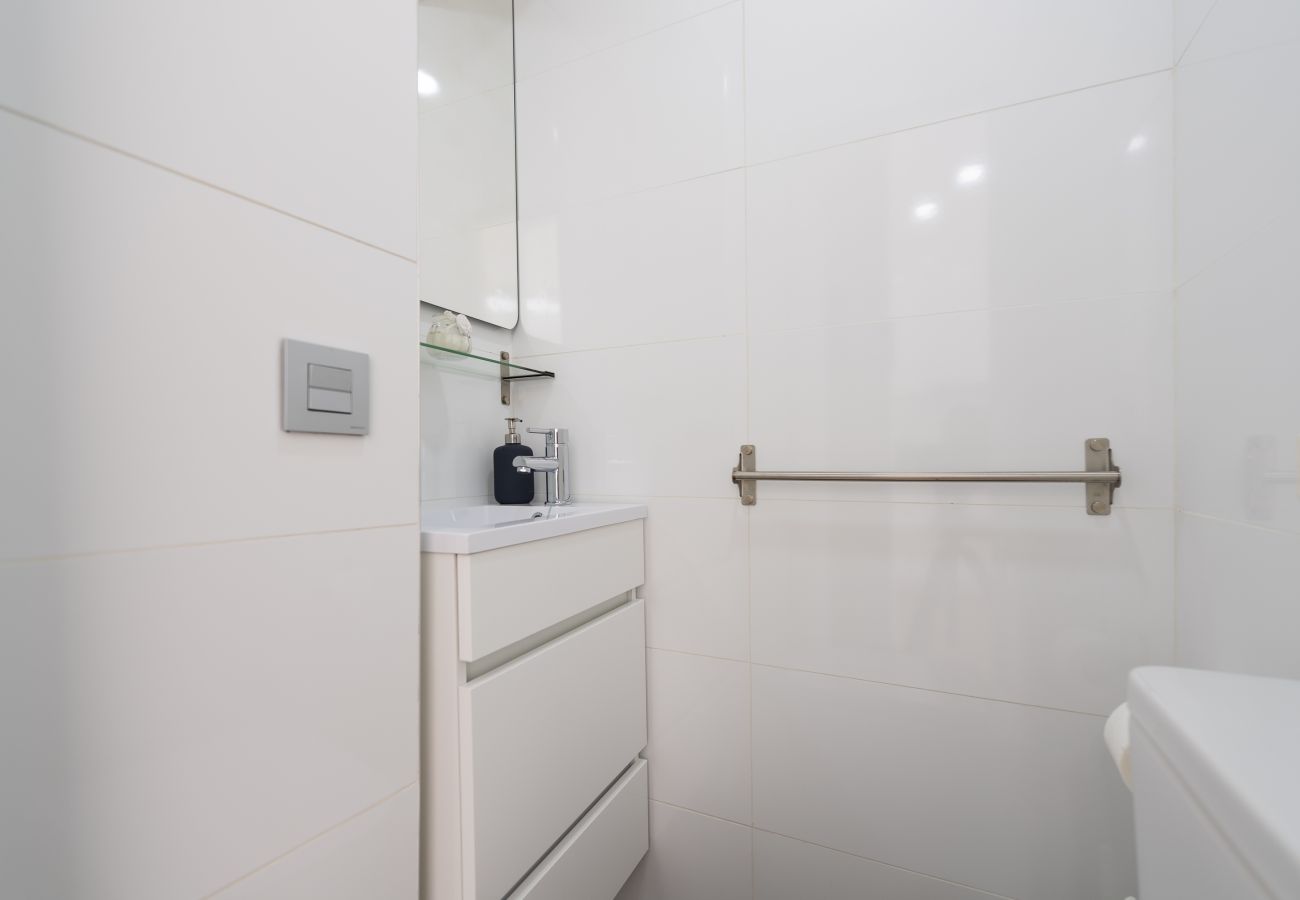 House in Las Palmas de Gran Canaria - Lovely balcony sea views By CanariasGetaway 