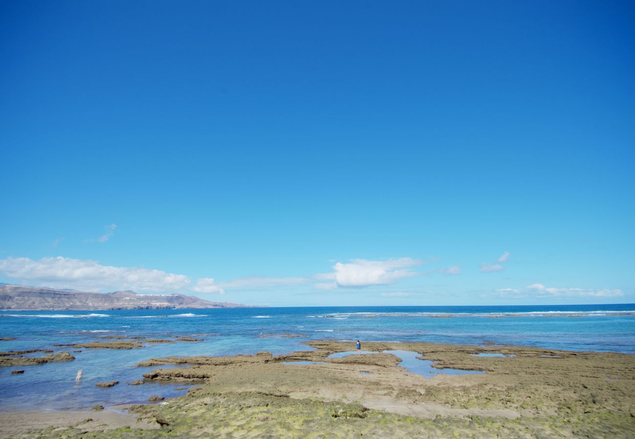 Studio in Las Palmas de Gran Canaria - Comfy on the beach By CanariasGetaway